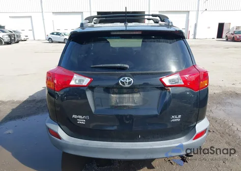 2013 Toyota Rav4 Xle z USA, uszkodzony, nr VIN 2T3RFREV2DW092535